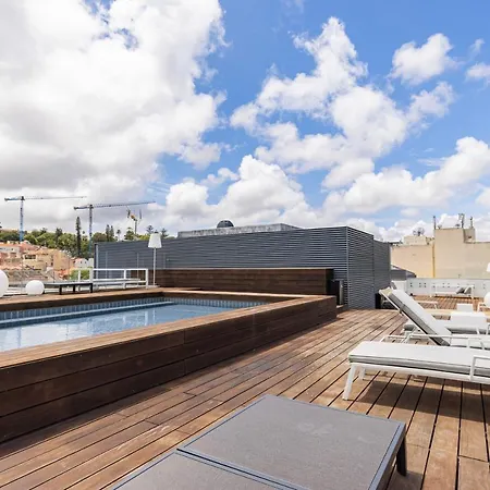 아파트 Liberdade Elegance W/rooftop Pool By Lovelystay 리스본