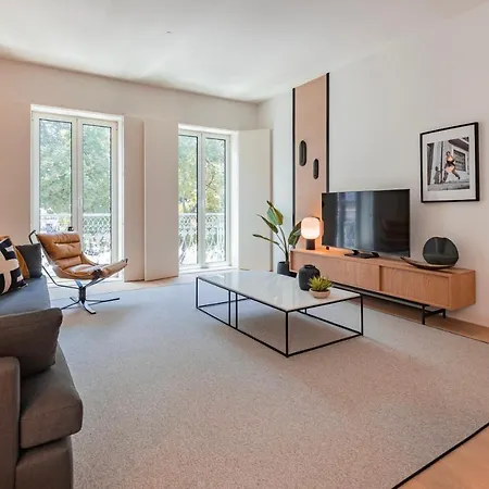 Liberdade Elegance W/rooftop Pool By Lovelystay Apartament *