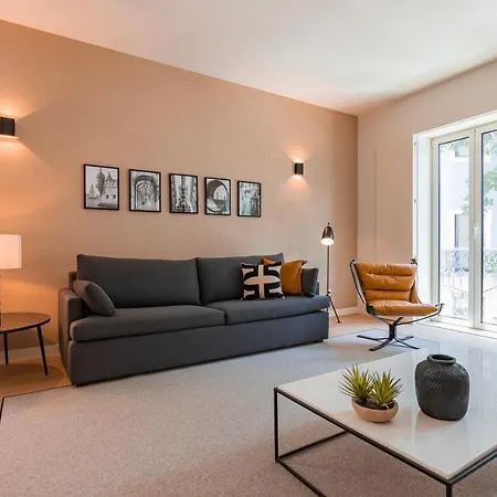 Apartament Liberdade Elegance W/rooftop Pool By Lovelystay