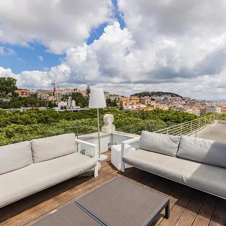 Liberdade Elegance W/rooftop Pool By Lovelystay 아파트 *