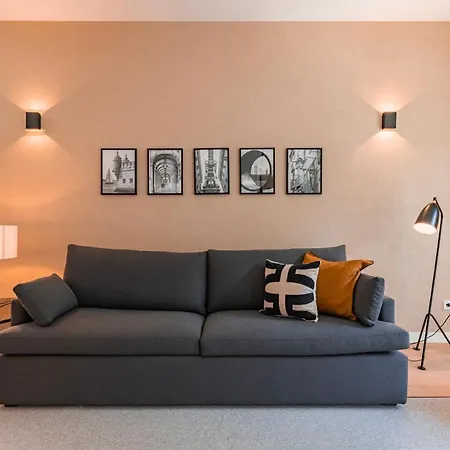 Liberdade Elegance W/rooftop Pool By Lovelystay Apartamento