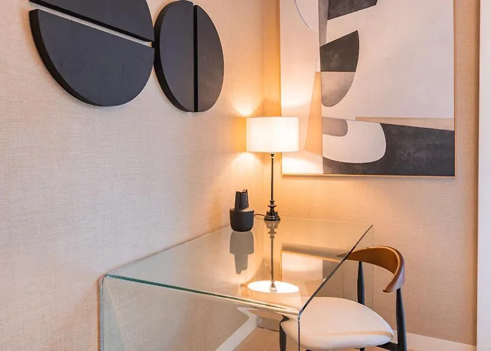 Liberdade Elegance W/rooftop Pool By Lovelystay Διαμέρισμα