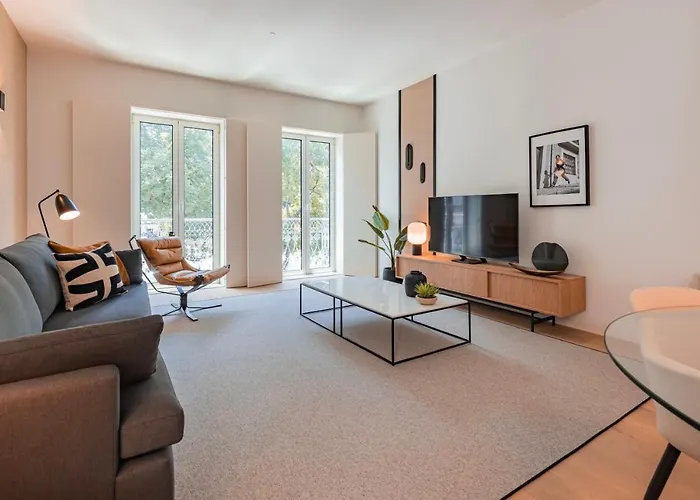 Liberdade Elegance W/rooftop Pool By Lovelystay Διαμέρισμα *