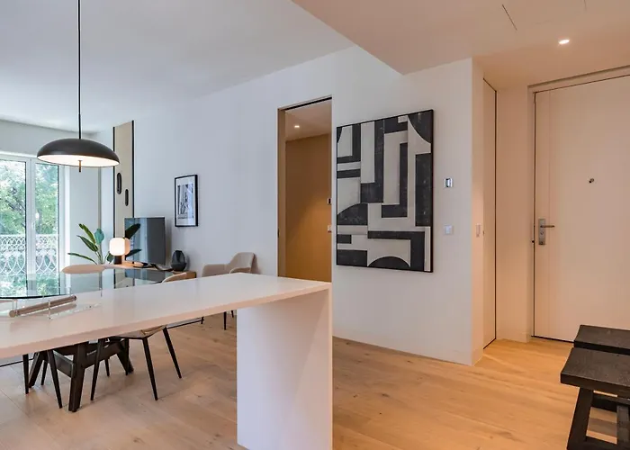 Liberdade Elegance W/rooftop Pool By Lovelystay Lisboa