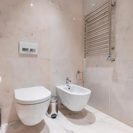 Liberdade Elegance W/rooftop Pool By Lovelystay Apartman