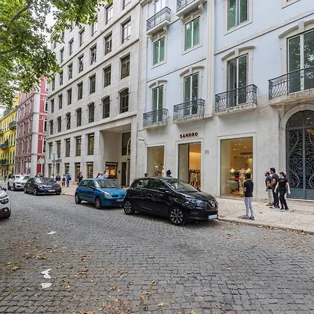 Liberdade Elegance W/rooftop Pool By Lovelystay